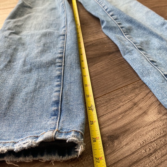 GOOD AMERICAN Good Vintage High-rise Straight
Stretch-Denim Fray jeans - Picture 16 of 16